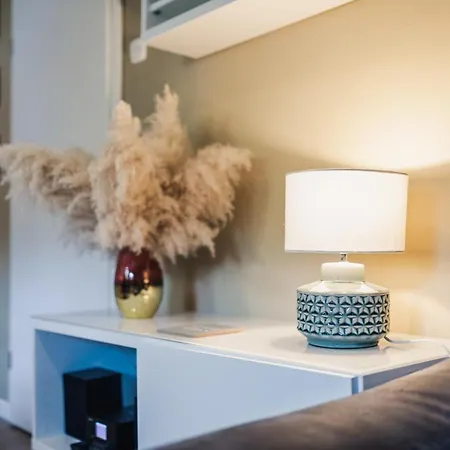 Uttied - Komfortabel Und Modern! *