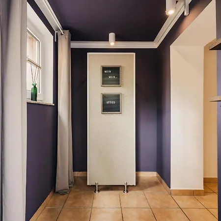 Uttied - Komfortabel Und Modern! Apartment Klausdorf